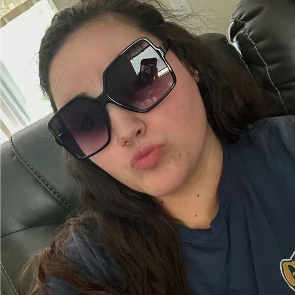 Oversized Square Trendy Gradient Sunglasses UV400 Brand New - Picture 4 of 6